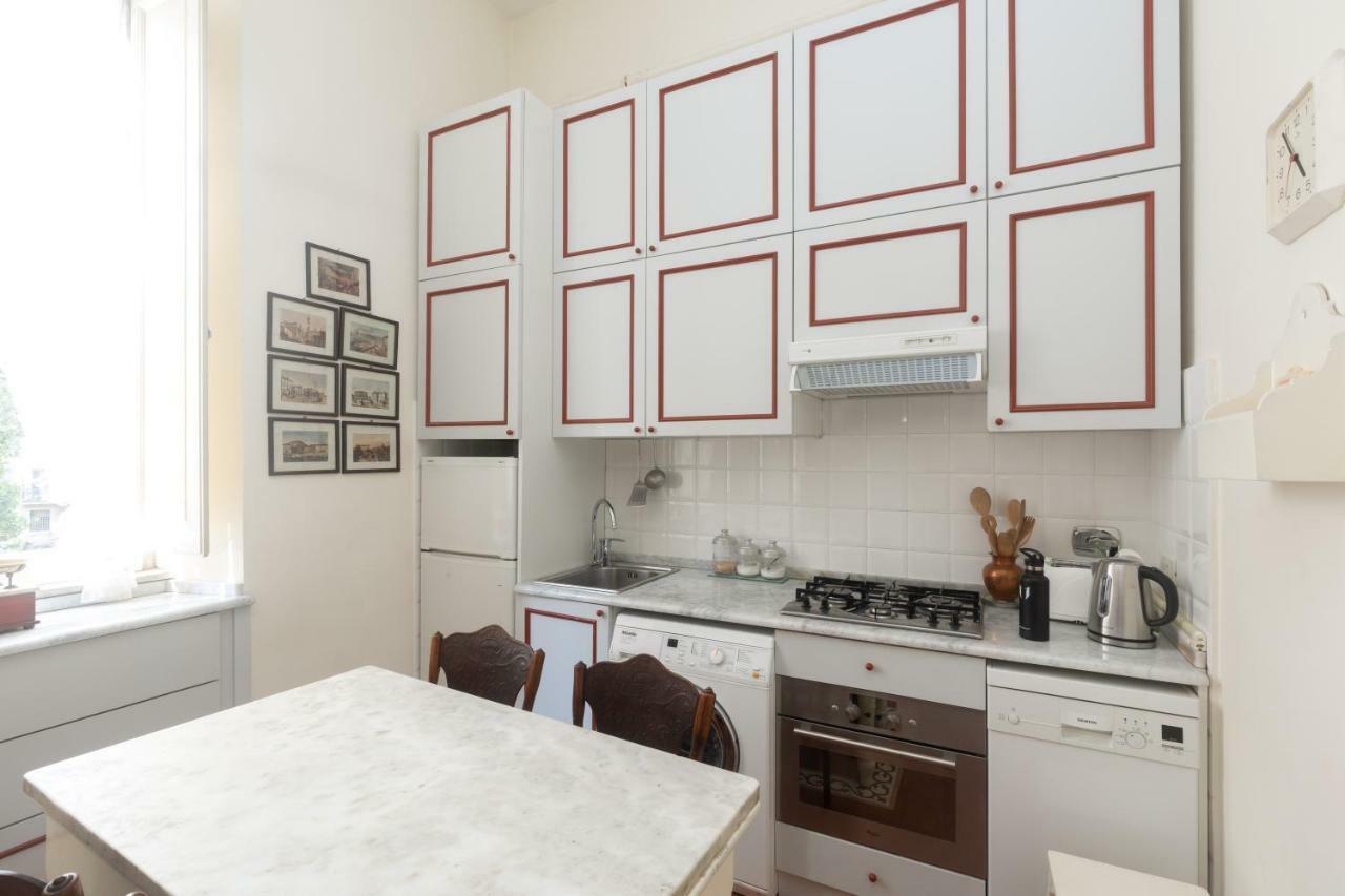 Appartamento Nizza Bourgeois Family Roma